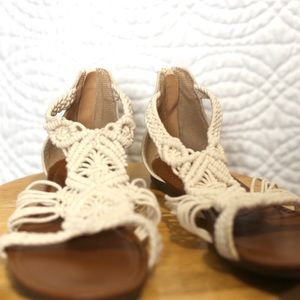 Women’s Lace Style Sandals